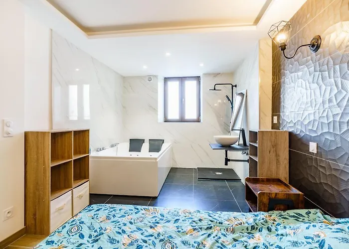 Superbe Appartement Avec Balneo Altviller photo