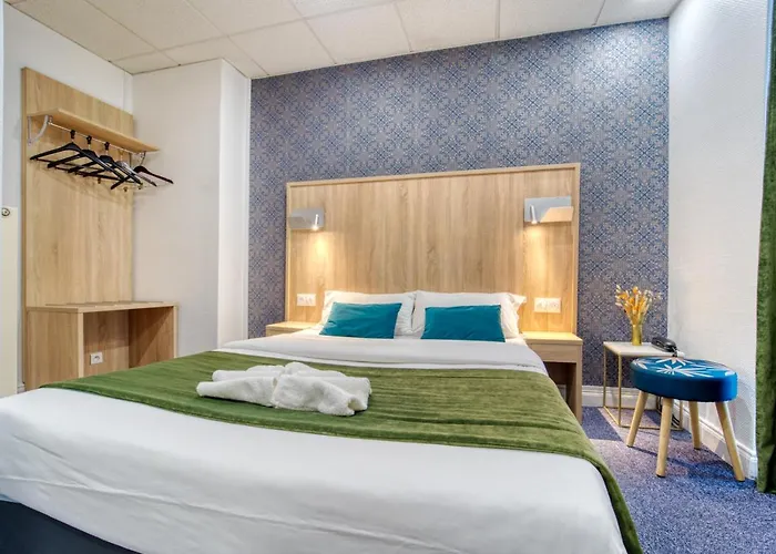 Hotel Escurial - Centre Gare Metz photo