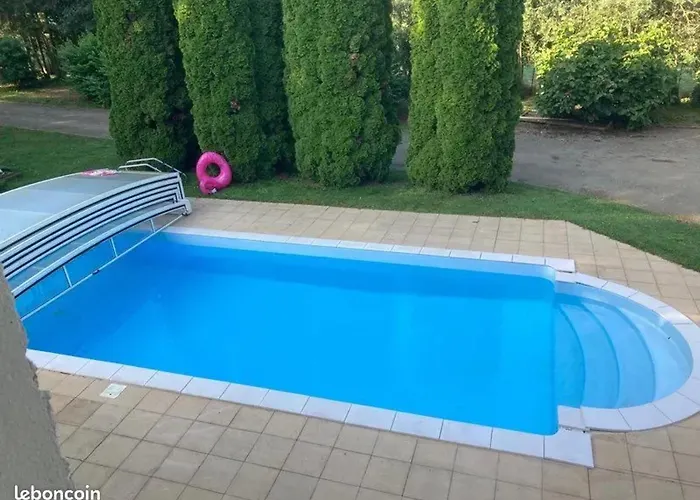 Maison Cosy Avec Piscine A Liffol-Le-Grand, 42 M²照片