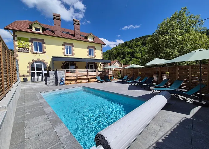 Hotel Restaurant Du Haut Du Roc Basse-sur-le-Rupt photo