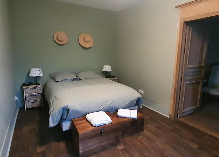 Escapade De Charme Pres De Verdun : Cocon Pour 2 Personnes Avec Cuisine Equipee Et Balades A Proximite - Fr-1-585-85 Souilly photo