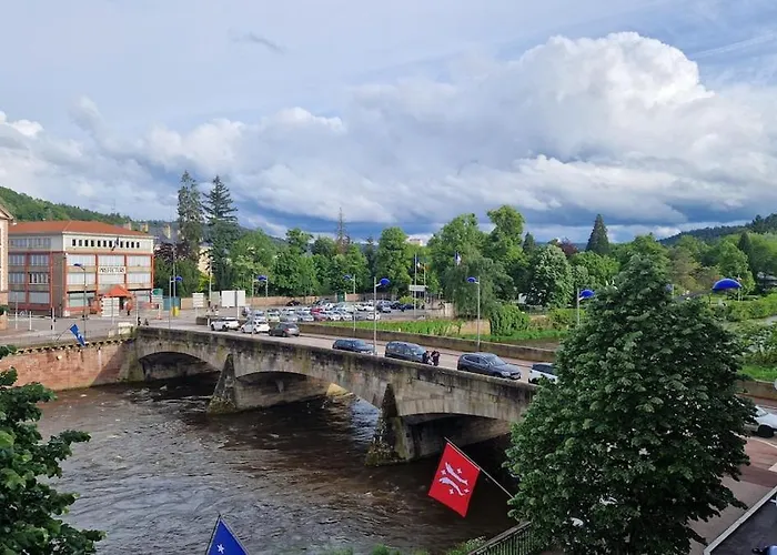 Epinal Center Charming Two Bedroom Apartment fotorgafie