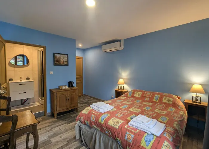 Charmante Chambre Myosotis Avec Jardin Et Dvd Rehaupal foto